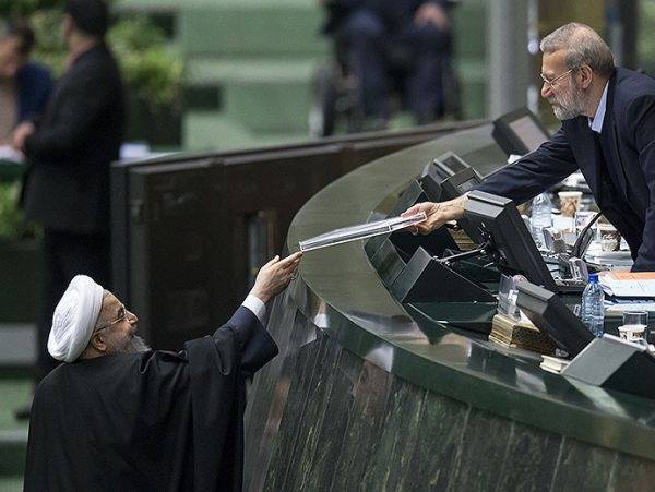 Вести из Ирана: влиятельные представители духовенства сеют недовольство против правительства Хасана Роухани