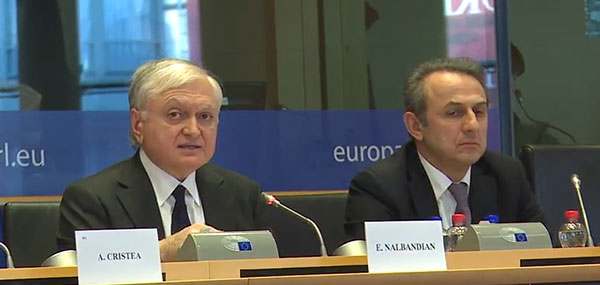 Баку говорит только о возвращении территорий, игнорируя другие принципы: Эдвард Налбандян ответил на вопросы в Европарламенте