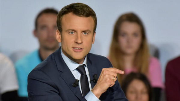 Президент Франции заявил о намерении реорганизовать ислам в стране
