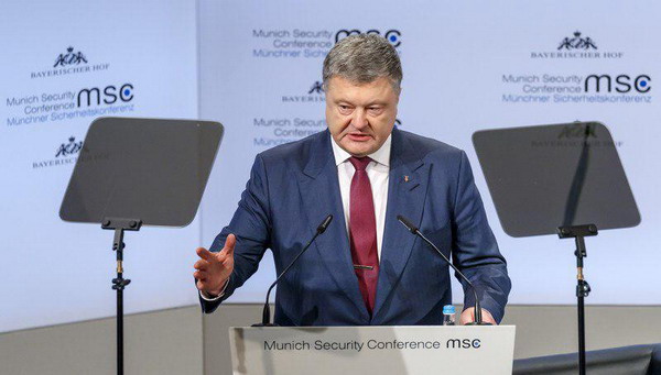 Порошенко: «Мы не хотим победить Россию, а только хотим, чтобы Россия убралась с Украины»