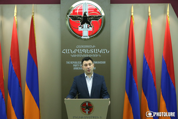 Шармазанов назвал заявление Алиева о «возвращении» Еревана «очередным нелепым бредом азербайджанского султана»