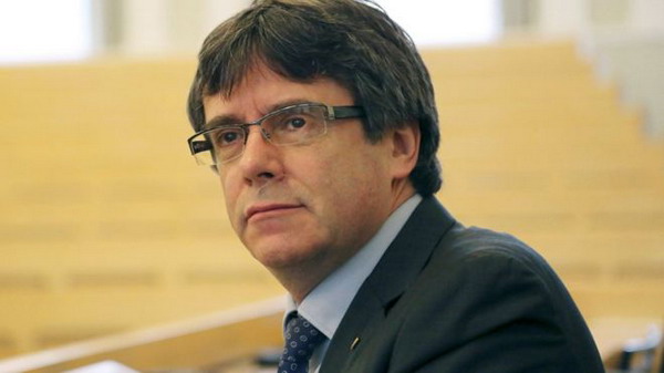 Лидер Каталонии Карлес Пучдемон арестован в Германии