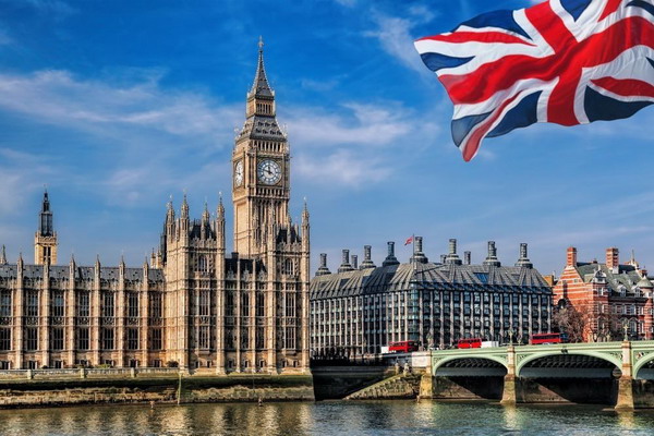 Лондон выдал ордера на арест российского капитала сомнительного происхождения: глава МО Британии