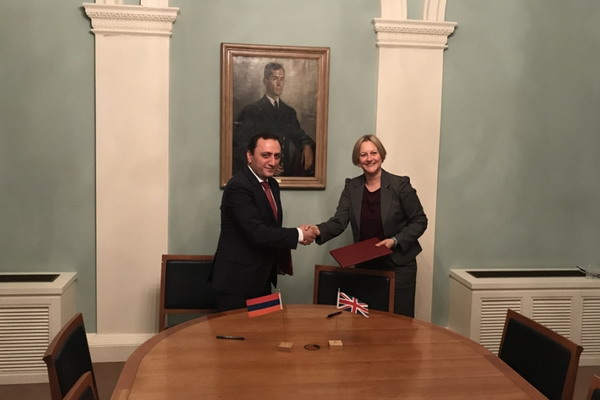 В Лондоне подписан план военного сотрудничества между Арменией и Британией