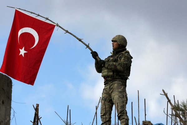 Турецкие войска достигли окраин города Африн: Reuters
