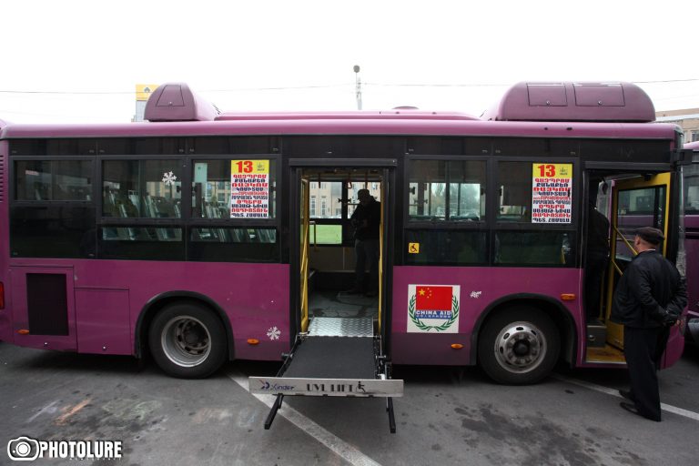 Правительство не приняло предложение о том, что все автобусы должны быть приспособленными
