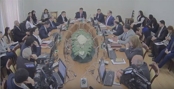 Армен Рустамян: «Я вам не новичок в парламенте»