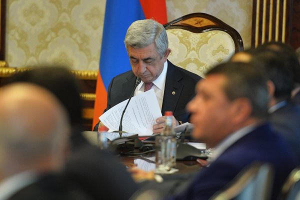 Супер-премьерство является «гарантией» Сержа Саргсяна в случае усиления давления в отношениях с Западом: «Жаманак»