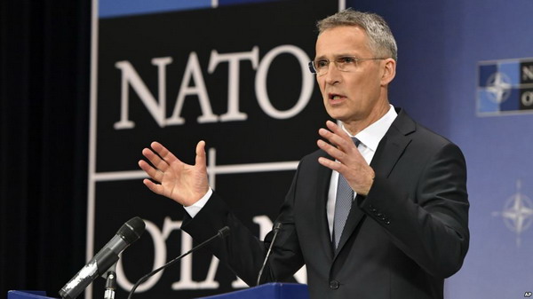НАТО будет противостоять российской угрозе: Столтенберг