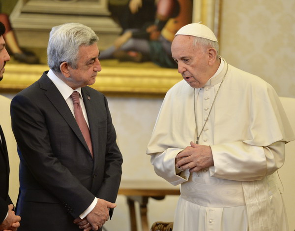 В Ватикане состоялась отдельная беседа Сержа Саргсяна с Папой Римским Франциском