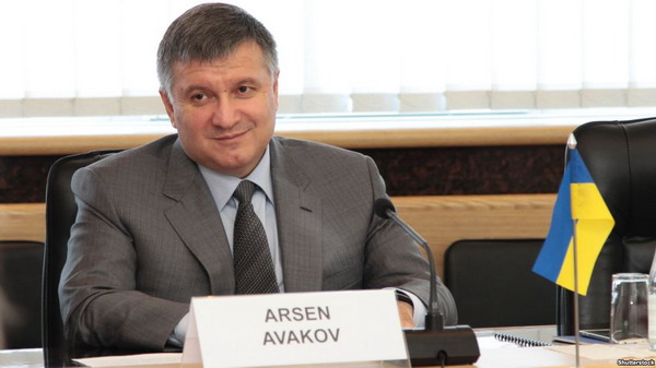 В СК России «возбудили дело» против главы МВД Украины Арсена Авакова