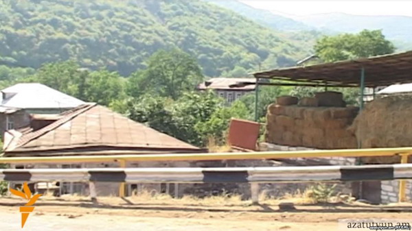 МО Армении: азербайджанские ВС обстреляли гражданский грузовик возле приграничного села Баганис в Тавуше