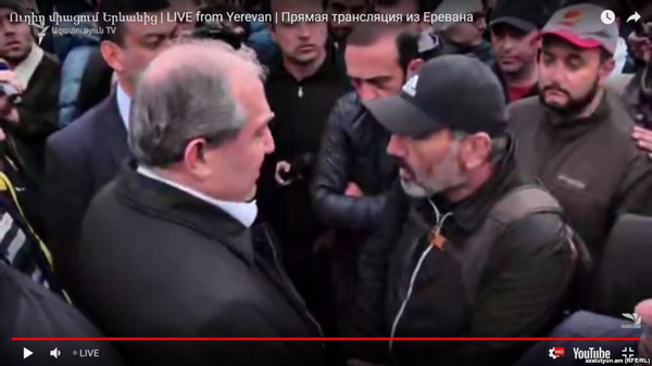 Президент Армен Саргсян пришел на Площадь Республики и встретился с Николом Пашиняном
