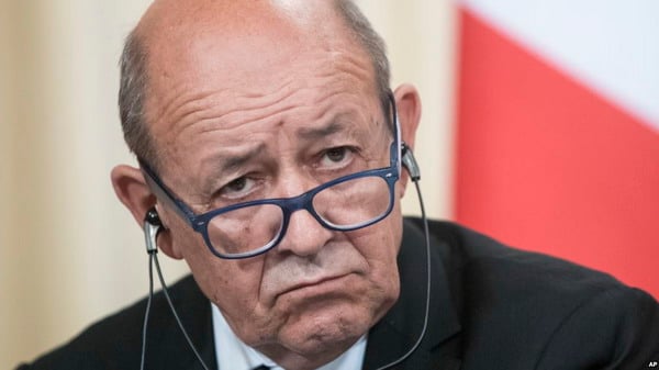 Франция решительно осудила химатаку в Сирии и созвала срочное заседание Совбеза ООН