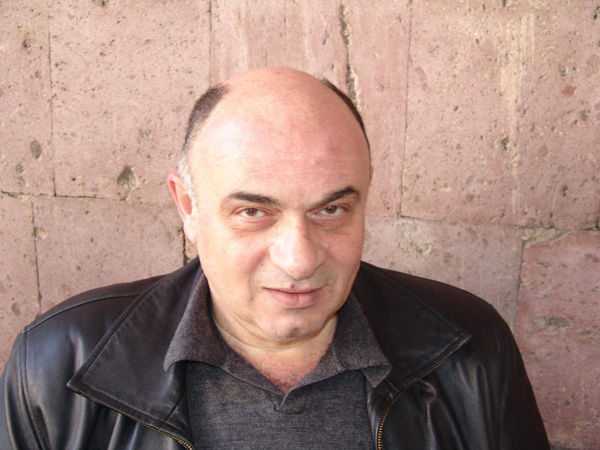Агаси Енокян: «В Армении произошла настоящая бархатная революция»