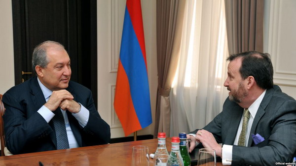 Президент Армен Саргсян и посол США в Армении обсудили вопросы армяно-американского сотрудничества