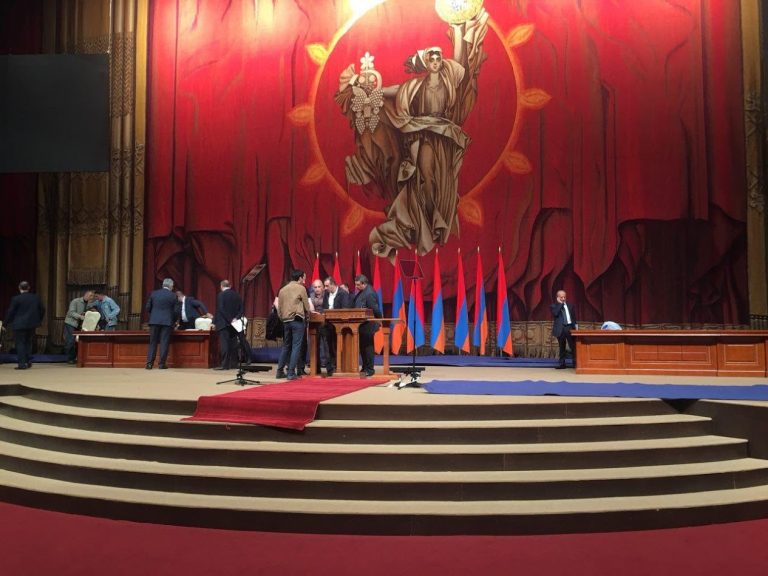 LIVE. Церемония инаугурации нового президента Армении