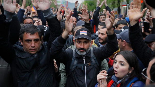 Политический кризис в Армении несколько отдаляет страну от России: Handelsblatt
