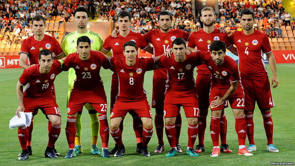 Главный тренер национальной сборной Армении по футболу назвал состав команды на предстоящие товарищеские матчи