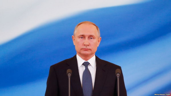Владимир Путин поздравил Никола Пашиняна по случаю вступления в должность премьер-министра Армении