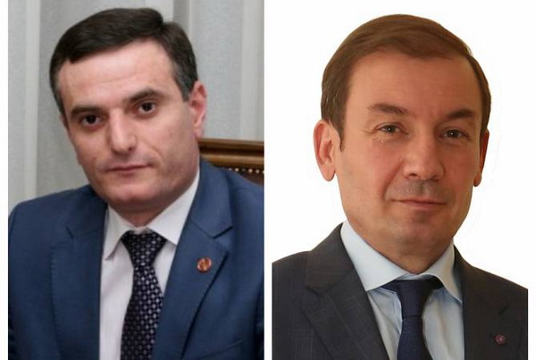 Подали в отставку первый заместитель и заместитель министра обороны Армении