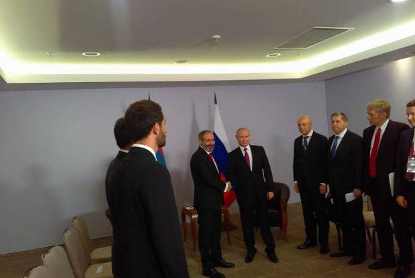 Встреча Пашинян-Путин стартовала в Сочи