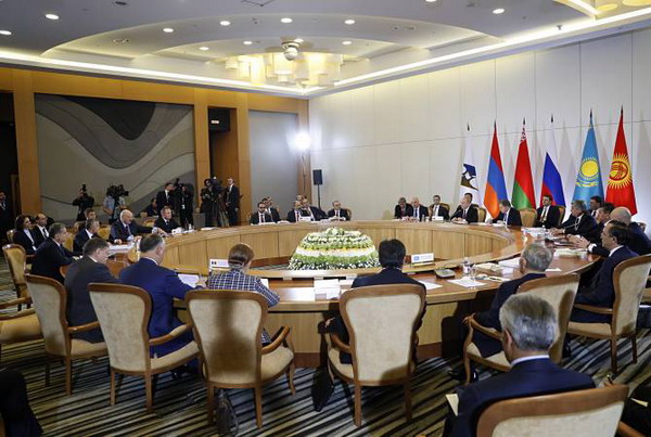 Никол Пашинян объяснил, чем обусловлены дискуссии о ЕАЭС в армянском обществе