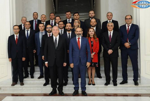 Церемония присяги членов Правительства Армении — впервые в истории: видео