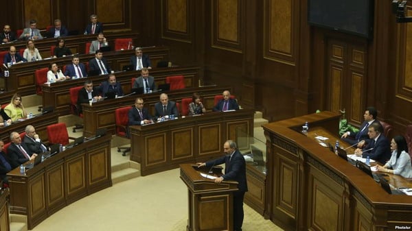45 против 55: парламент проголосовал против кандидатуры Никола Пашиняна