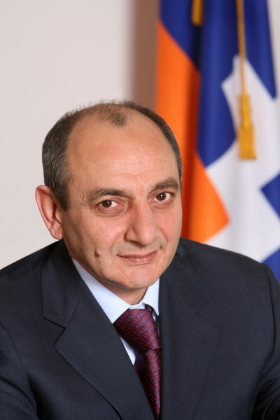 Бако Саакян поздравил президента Армении Армена Саркисяна с днём рождения