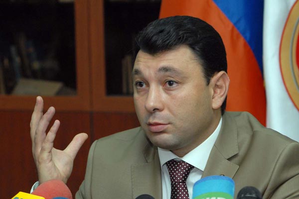 Шармазанов: «РПА готова обсуждать любые законодательные инициативы, в том числе Избирательный кодекс»