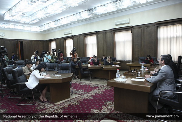 Делегация Армении считает неприемлемым обсуждение вопроса назначения генсека ПАЧЭС в Баку