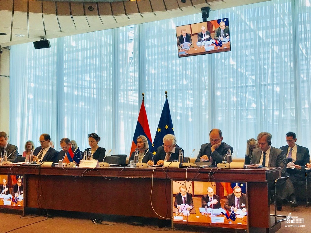 В Брюсселе состоялось первое заседание Совета партнерства Армении и ЕС