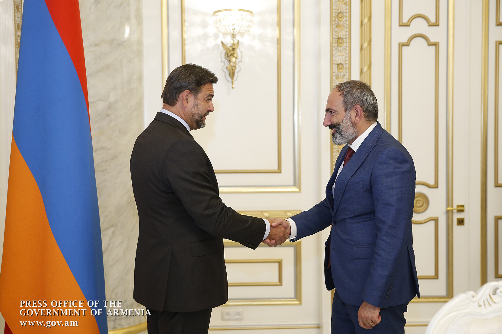 Никол Пашинян принял посла Чешской Республики в Армении