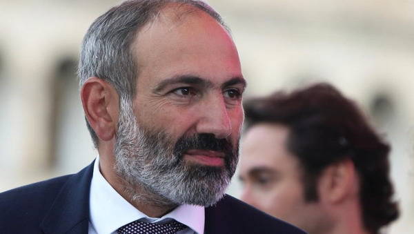 Никол Пашинян: революция в Армении продолжается — интервью RFI