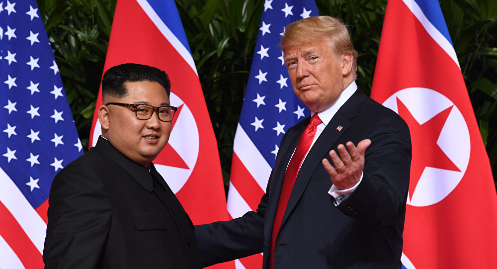 Трамп хочет, чтобы «его люди» слушали его, как в КНДР слушают Ким Чен Ына