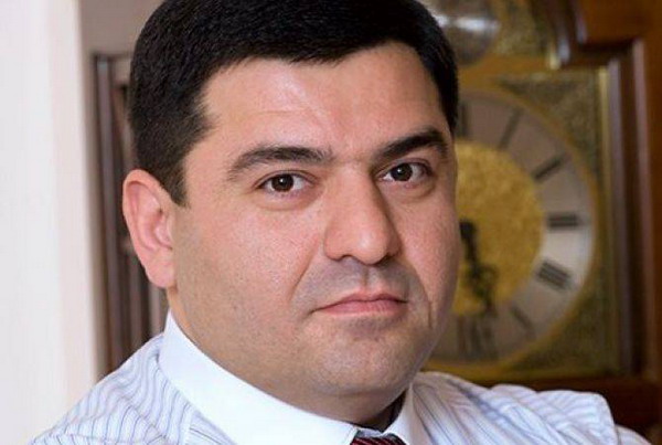 Депутат Артак Саргсян покинул РПА и партийную фракцию