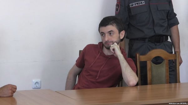 Айк Кюрегян на один месяц освобожден из УИУ на основании замены режима