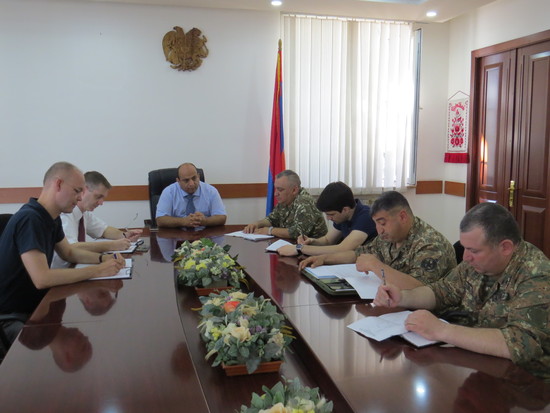 Представители Минобороны представили должностным лицам ОБСЕ статистику нарушений режима прекращения огня со стороны азербайджанских вооруженных сил
