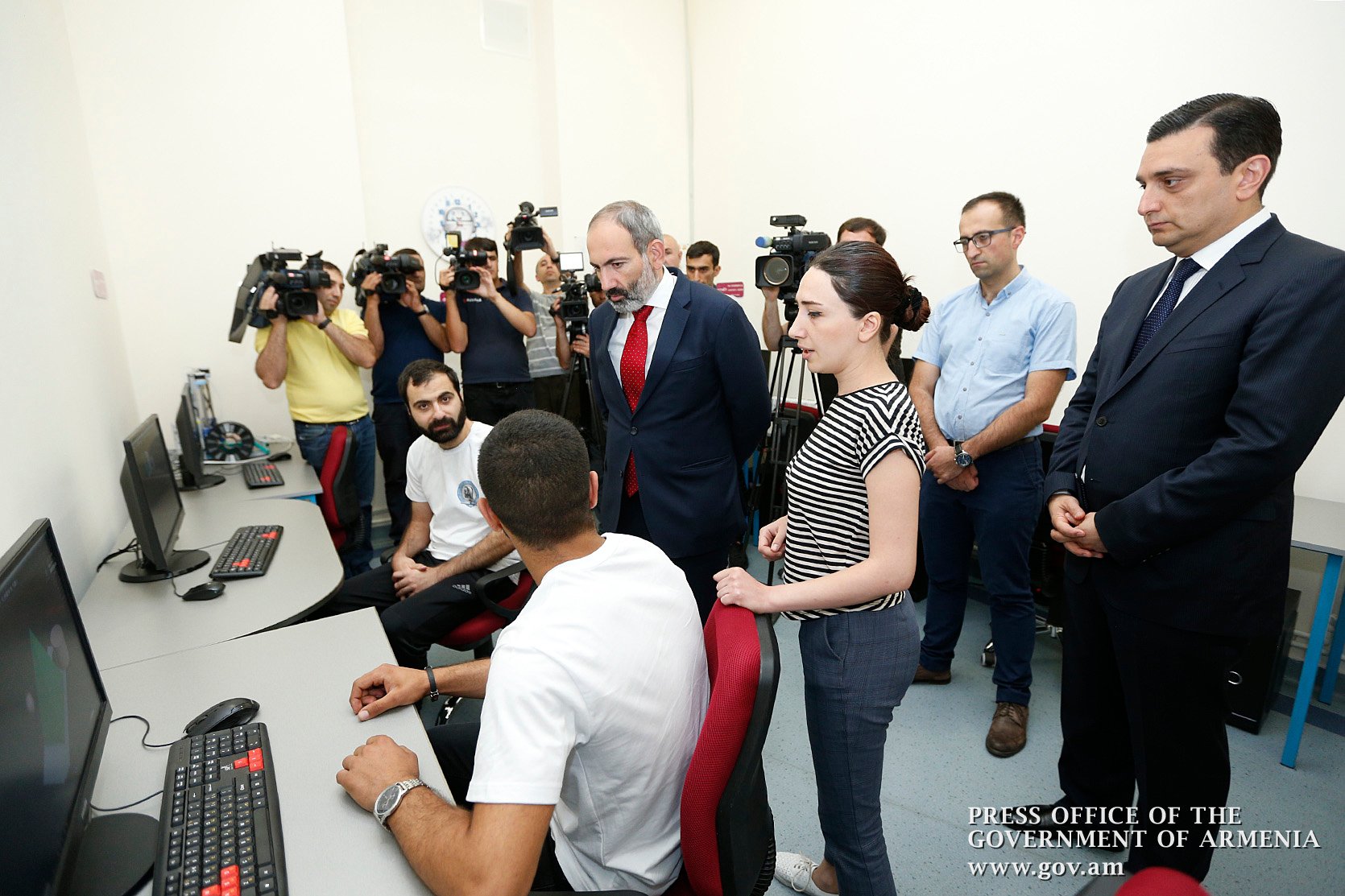 Целеустремленность человека расширяет границы возможного: премьер-министр военнослужащим-инвалидам