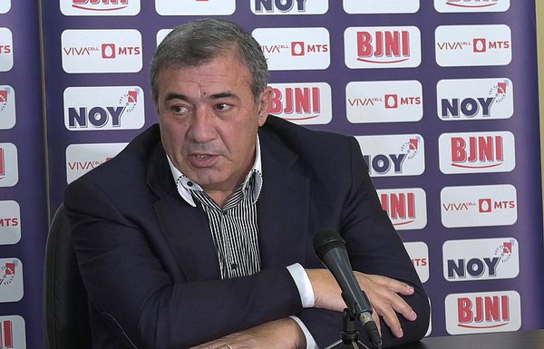 Федерация футбола Армении опровергает сведения об отставке Рубена Айрапетяна