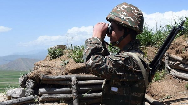 На передовой в Арцахе ранен военнослужащий