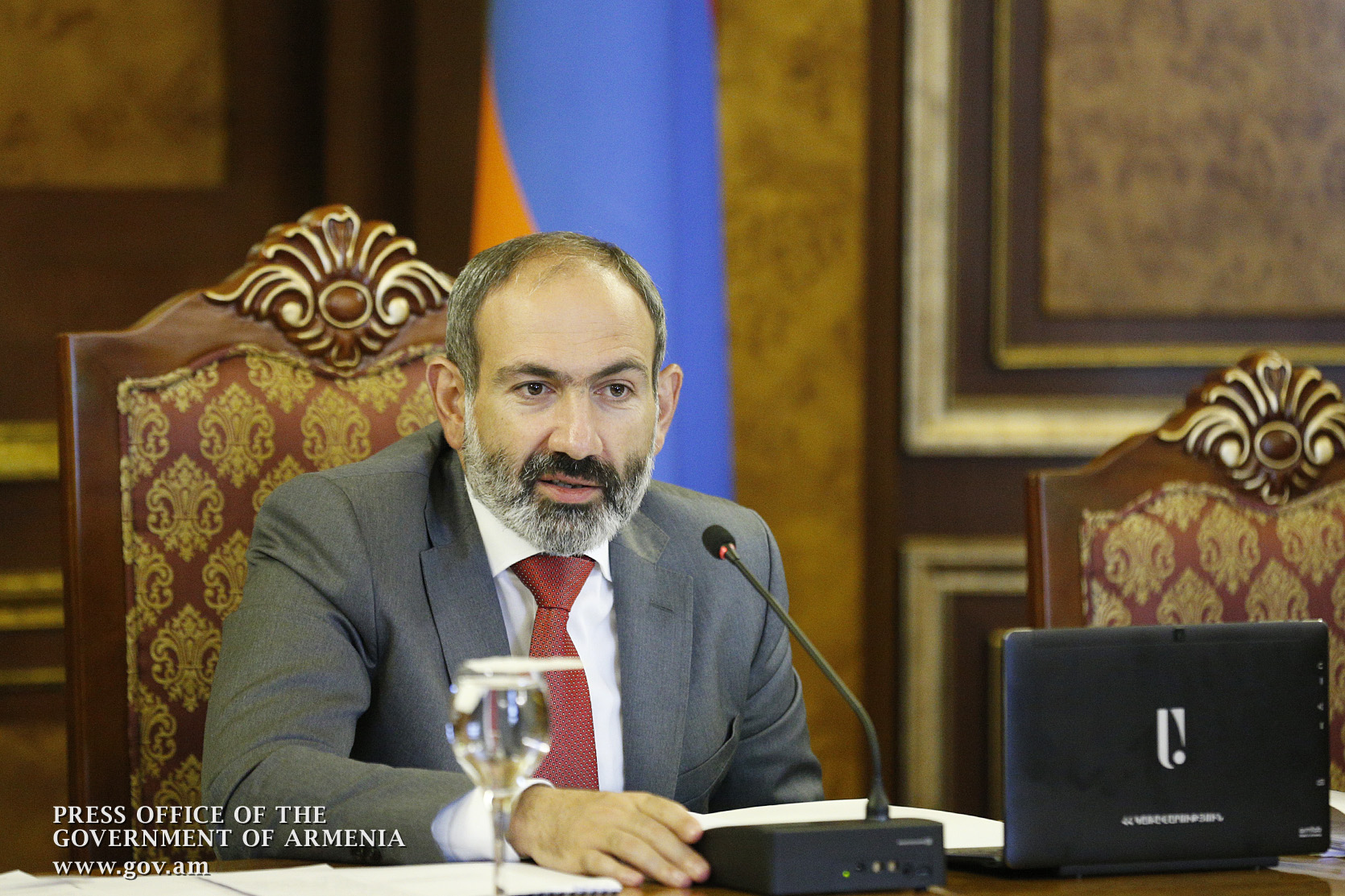 Правительство Армении отдало предпочтение компьютерной технике армянского производства