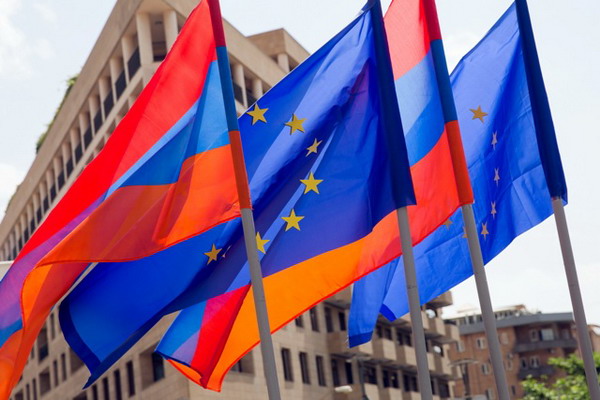 70% населения Армении доверяет Европейскому Союзу, «глас народа — глас Божий»: Петр Свитальский