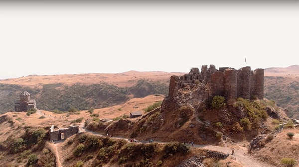 TravelBlog Baltic представил новый фильм «Неделя в Армении»: видео