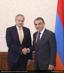 А.Баблоян принял посла России в Армении