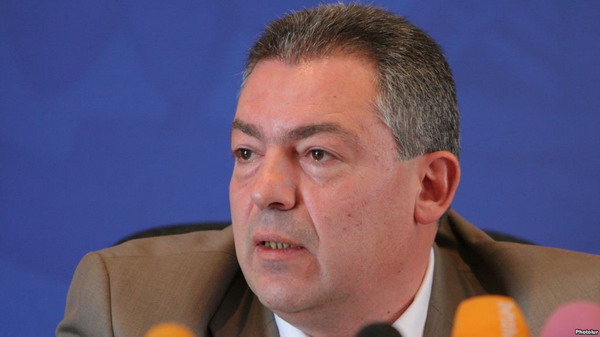Экс-глава Кассационного суда Армении получил огнестрельное ранение
