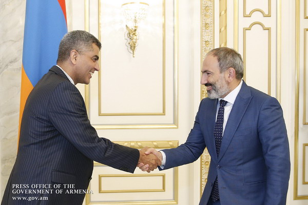 Премьер-министр и посол Индии в Армении обсудили вопросы развития отношений между странами