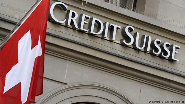 Банк Credit Suisse заморозил 5 млрд долларов на счетах россиян в соответствии с санкциями США