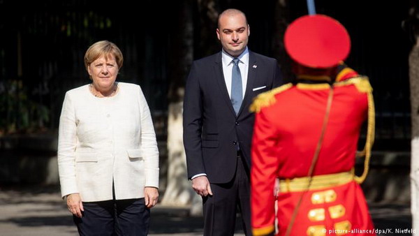 Ангела Меркель в Тбилиси призвала вывести российские войска из Южной Осетии и Абхазии